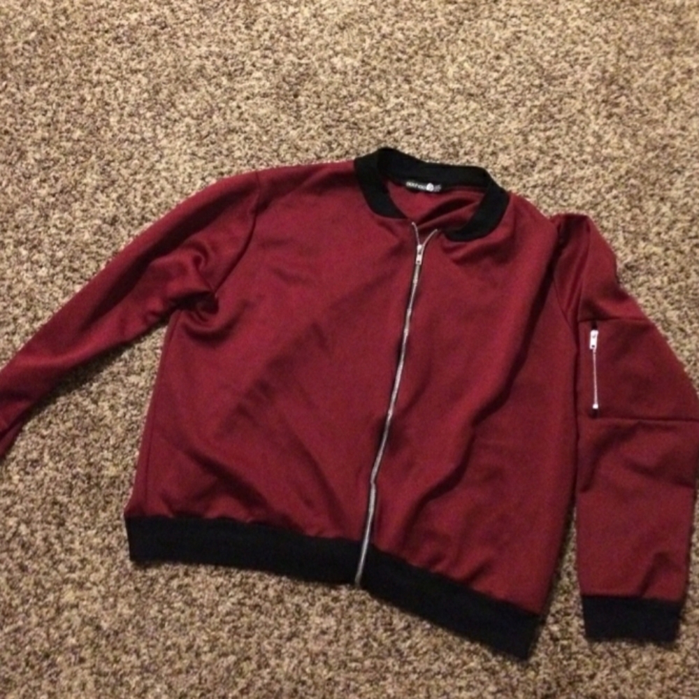 GREAT DEAL-BOOHOO PLUS BOMBER JACKET Size 1